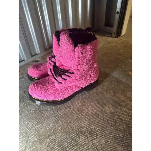 New Womens Dr. Martens 1460 8 Eye Boot UK 3 US 5 Lux Borg Fuzzy Pink Doc - Picture 8 of 8